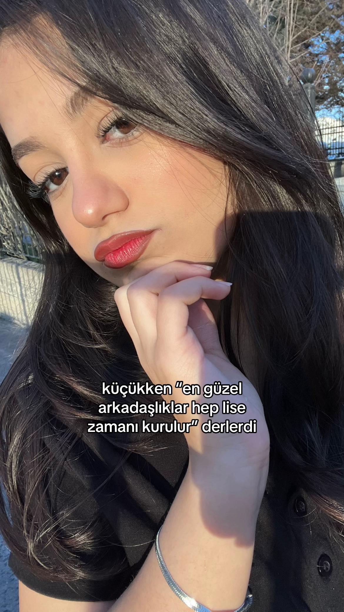 @Lara