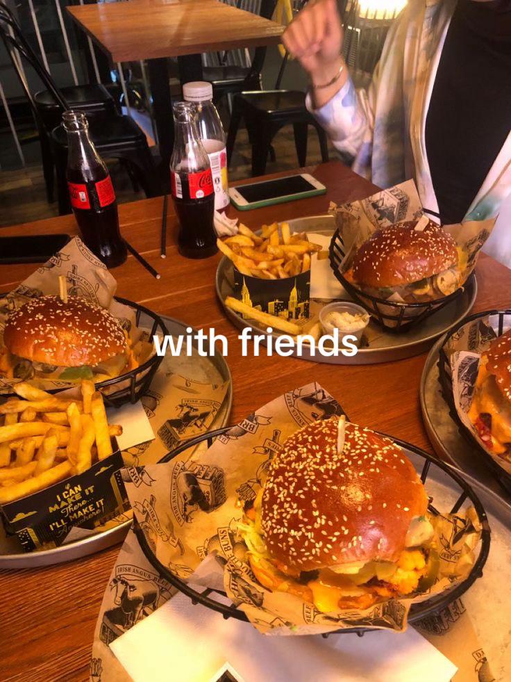 @Sofia🧚&zwj;♀️