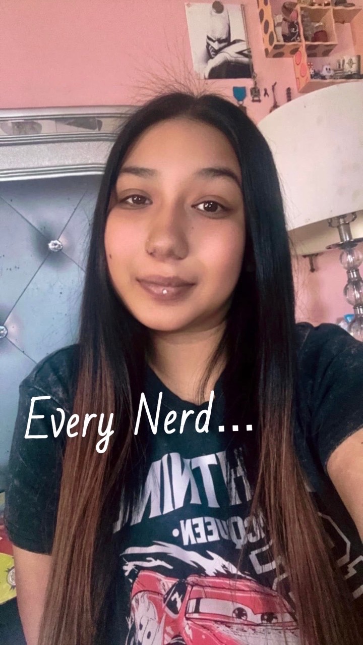 @🧿Esme Cerda🧿