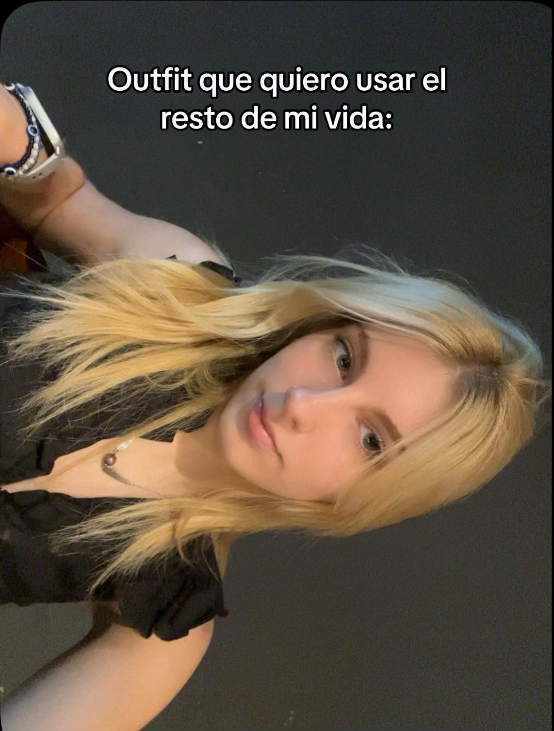 @Camiknittel