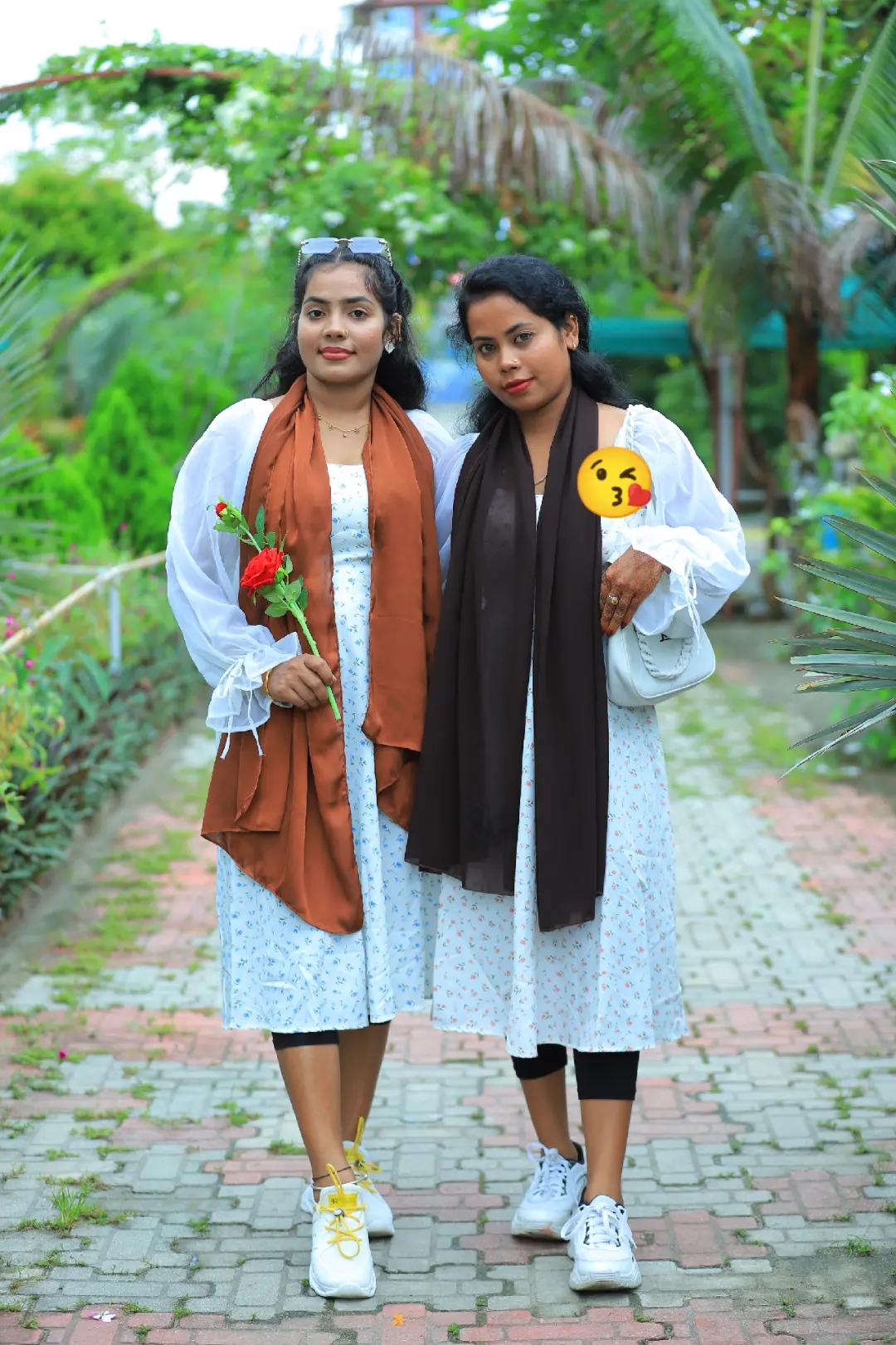 @Aliya Khan