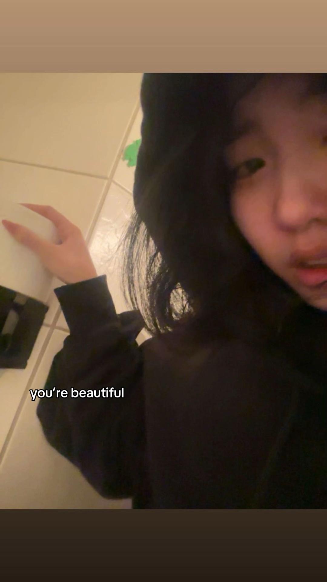 @_hyvn_bin_