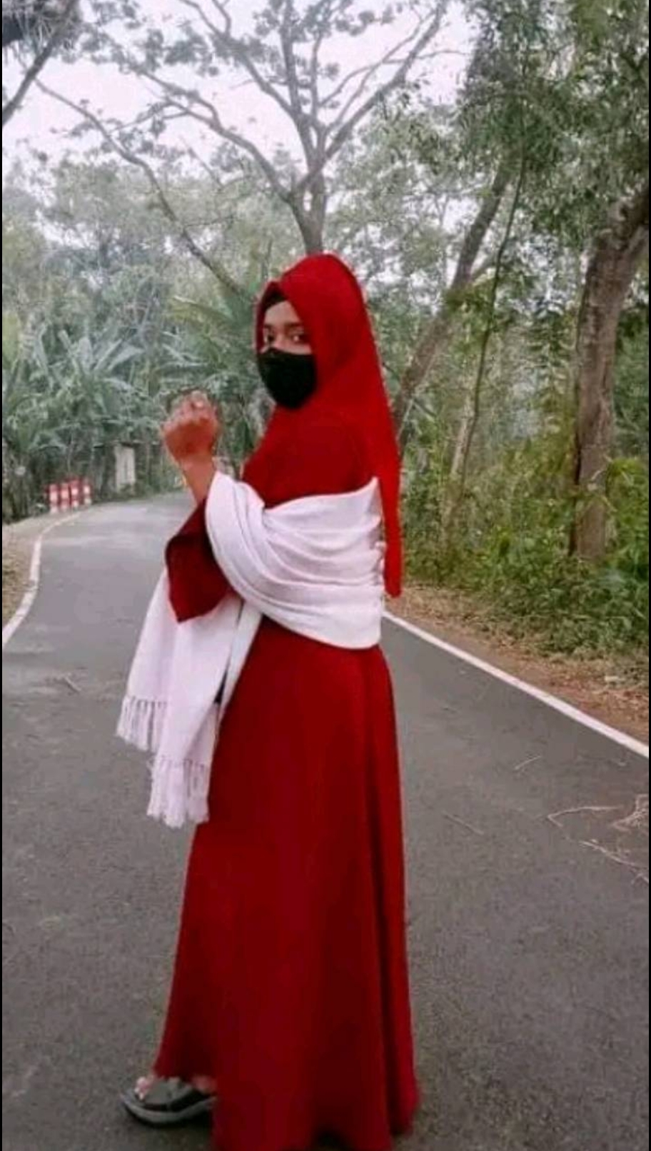 @রাইসা মনি
