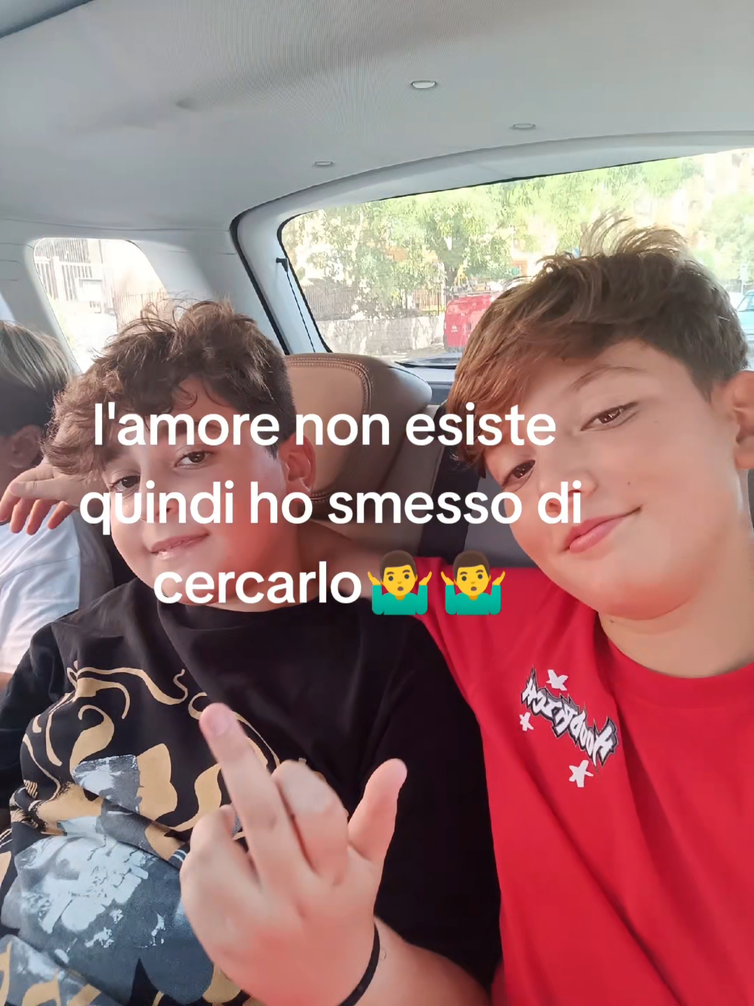 @Benny blanco🪫🥊💣