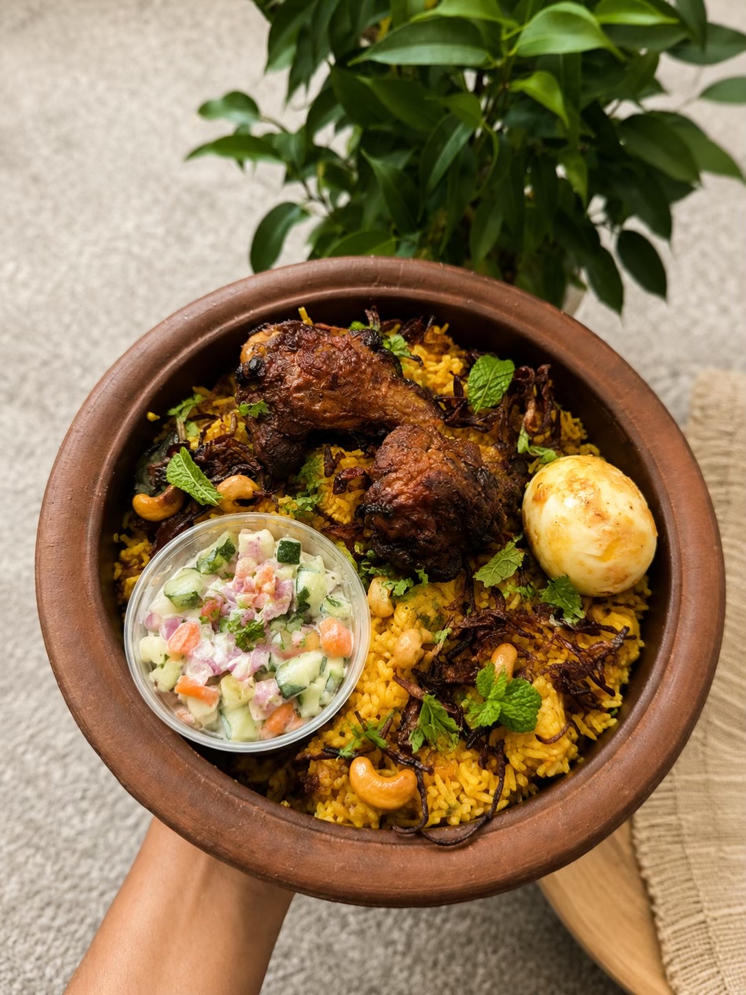 @Thilini Sacheena🇱🇰🇬🇧