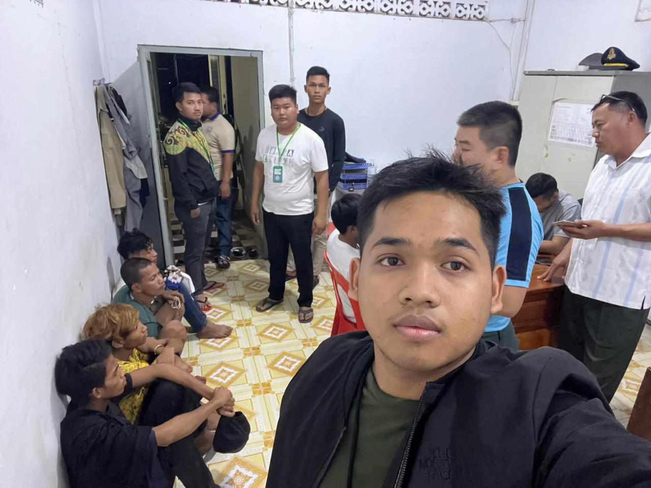 @ឥន្ទ្រីខ្មៅ ⚖️