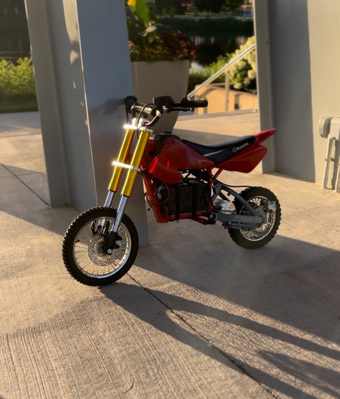 @s2.max