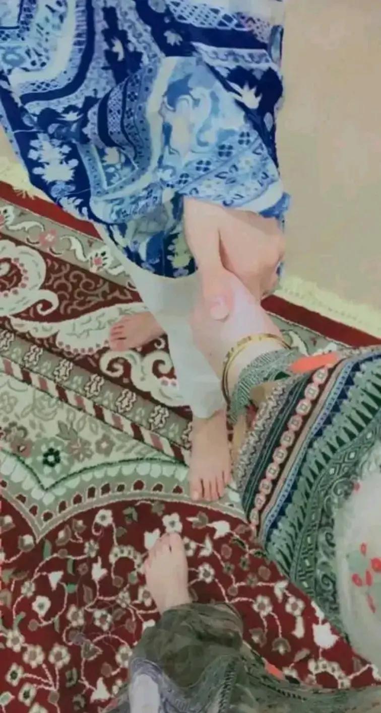 @Minaal khattak