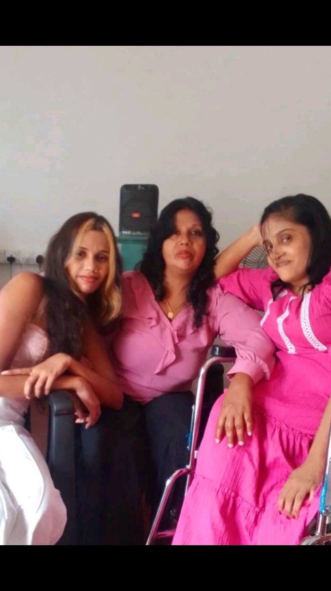 @Dias