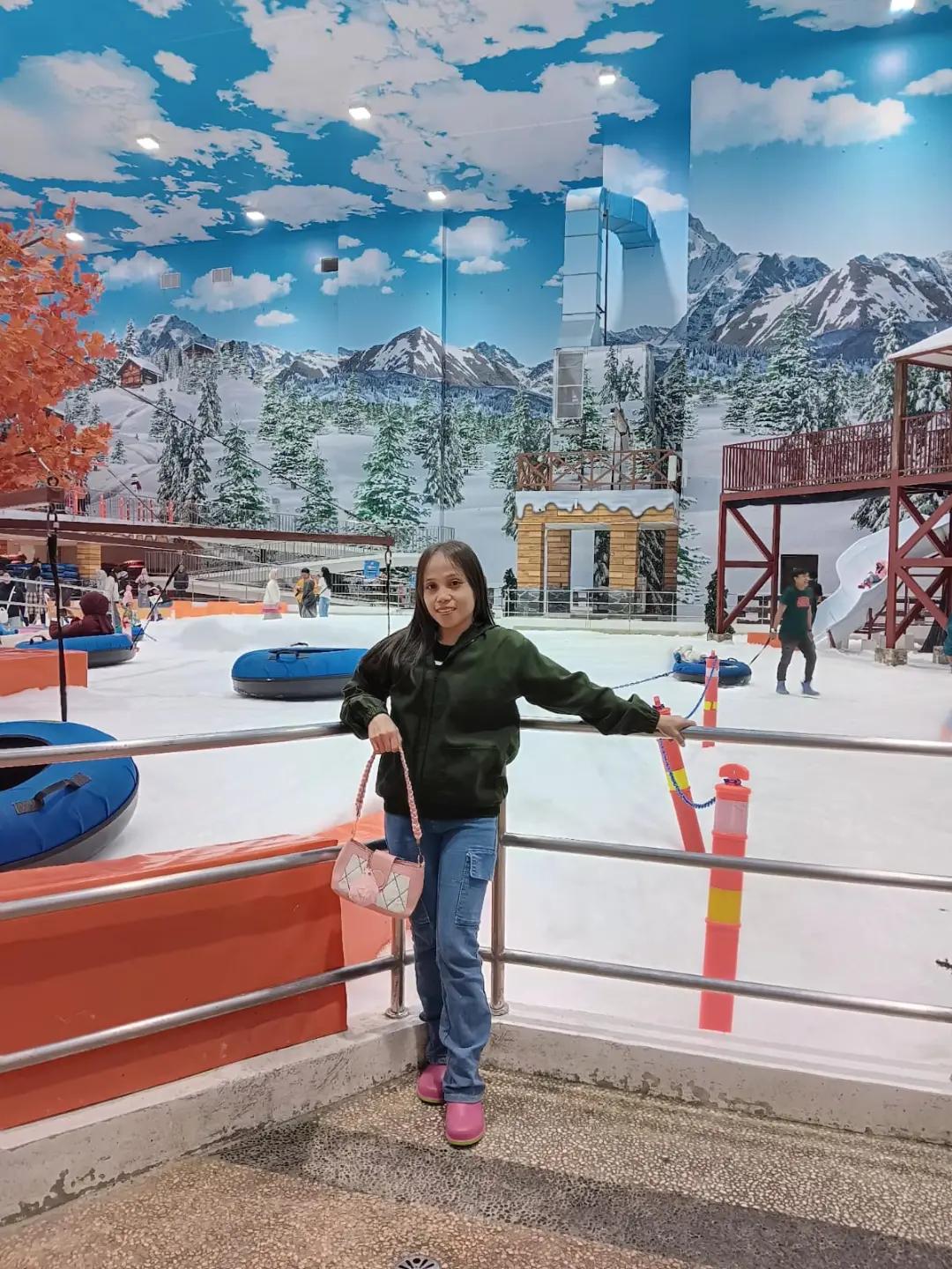 @Lhaura. .