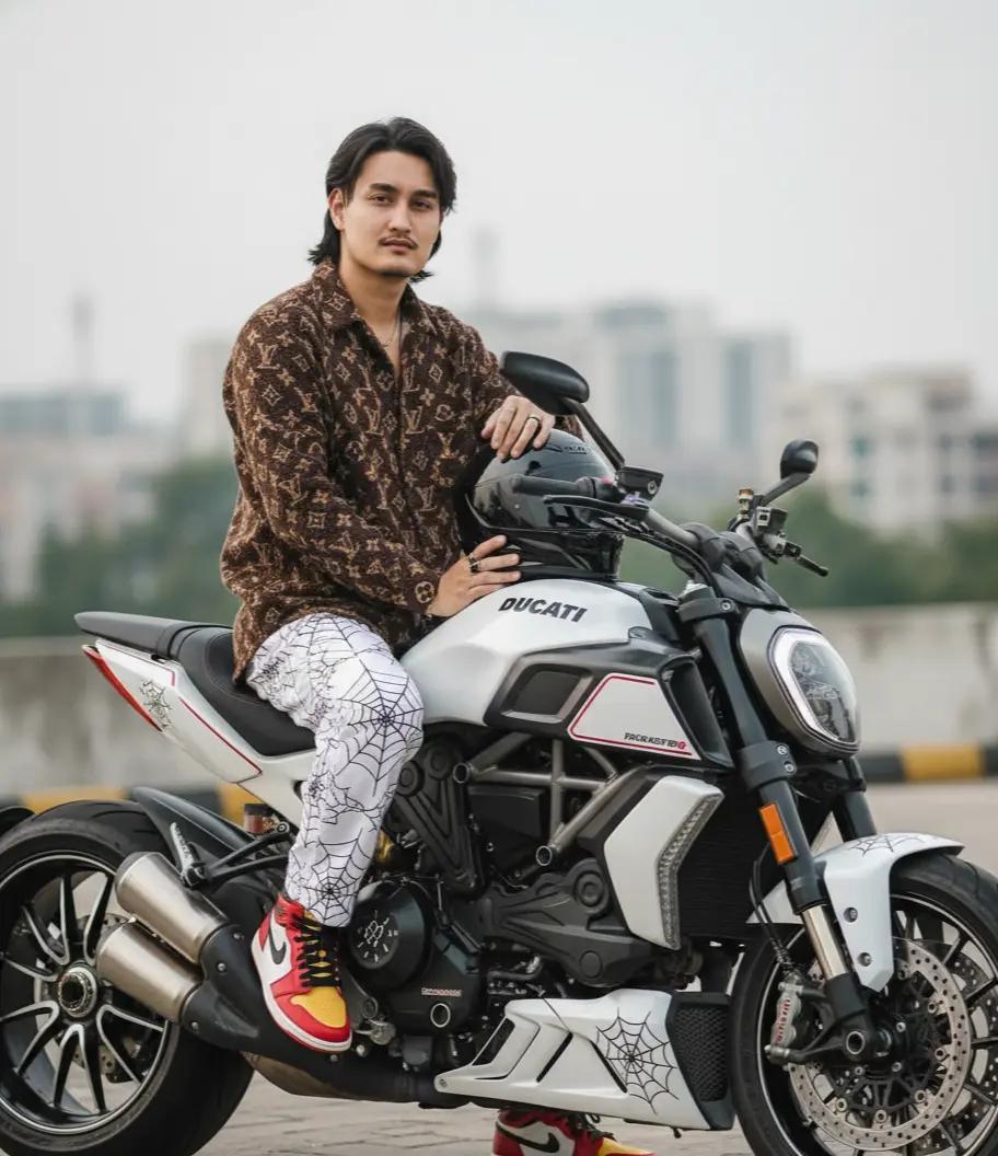 @Sanjeebrai_7