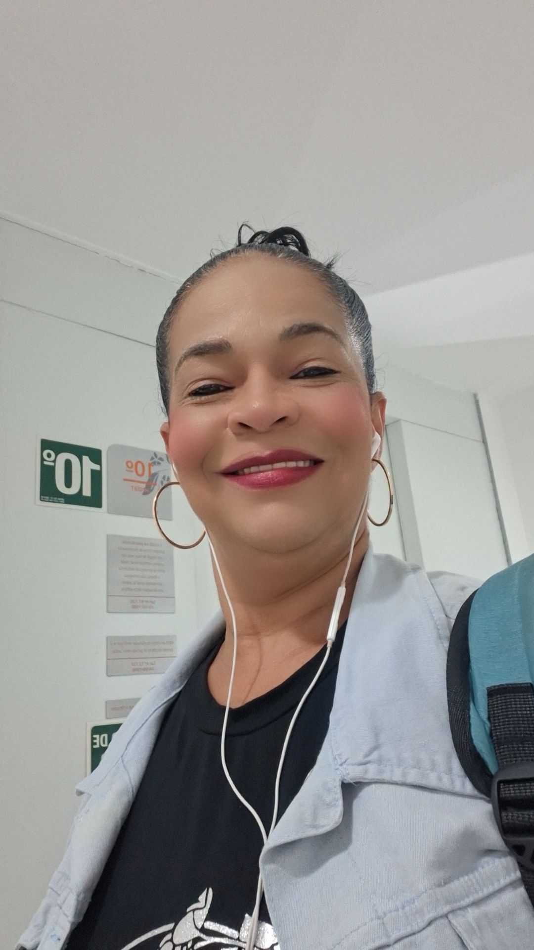 @Lena Santana