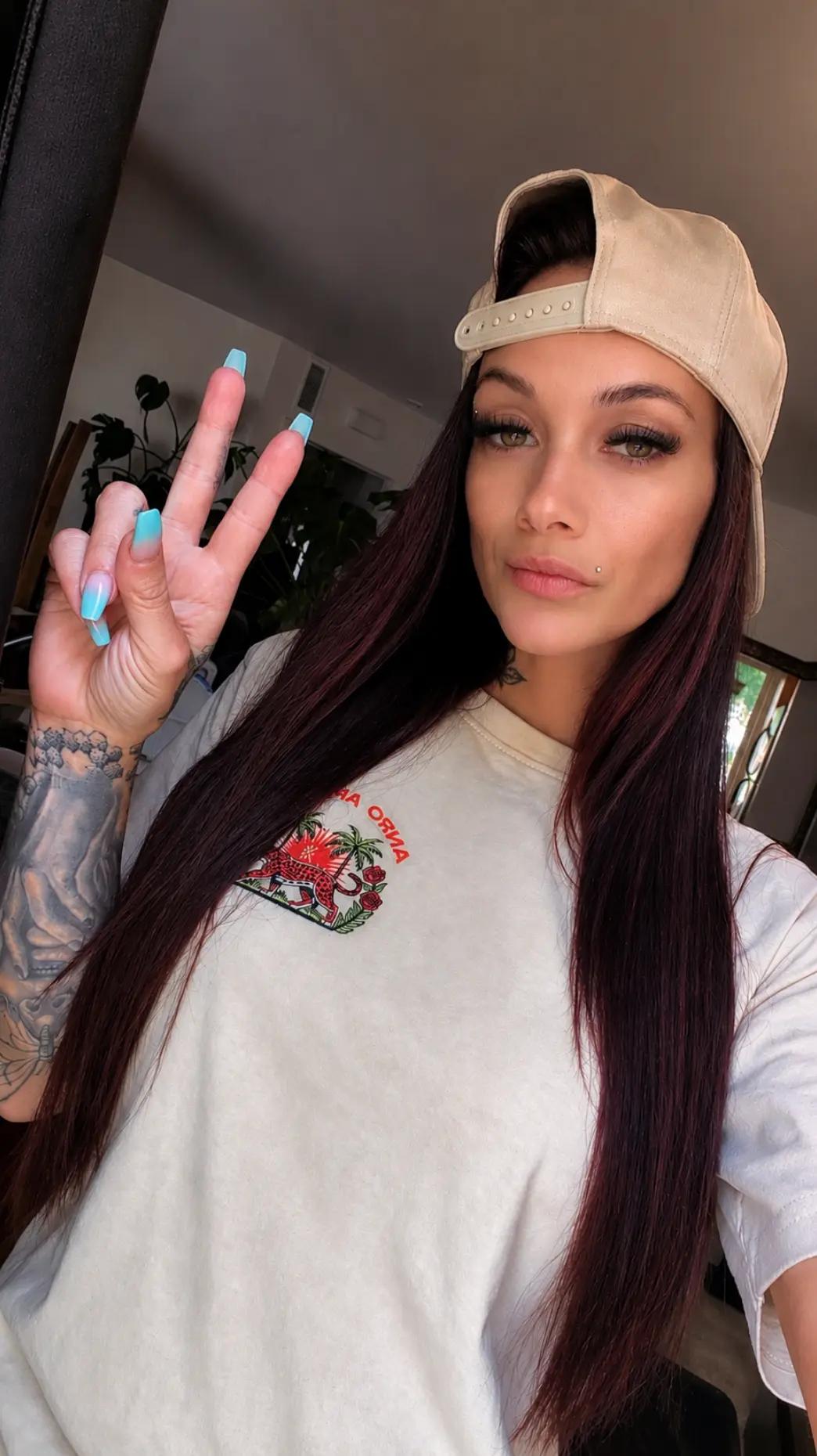 @Hopemel🖤1🦋