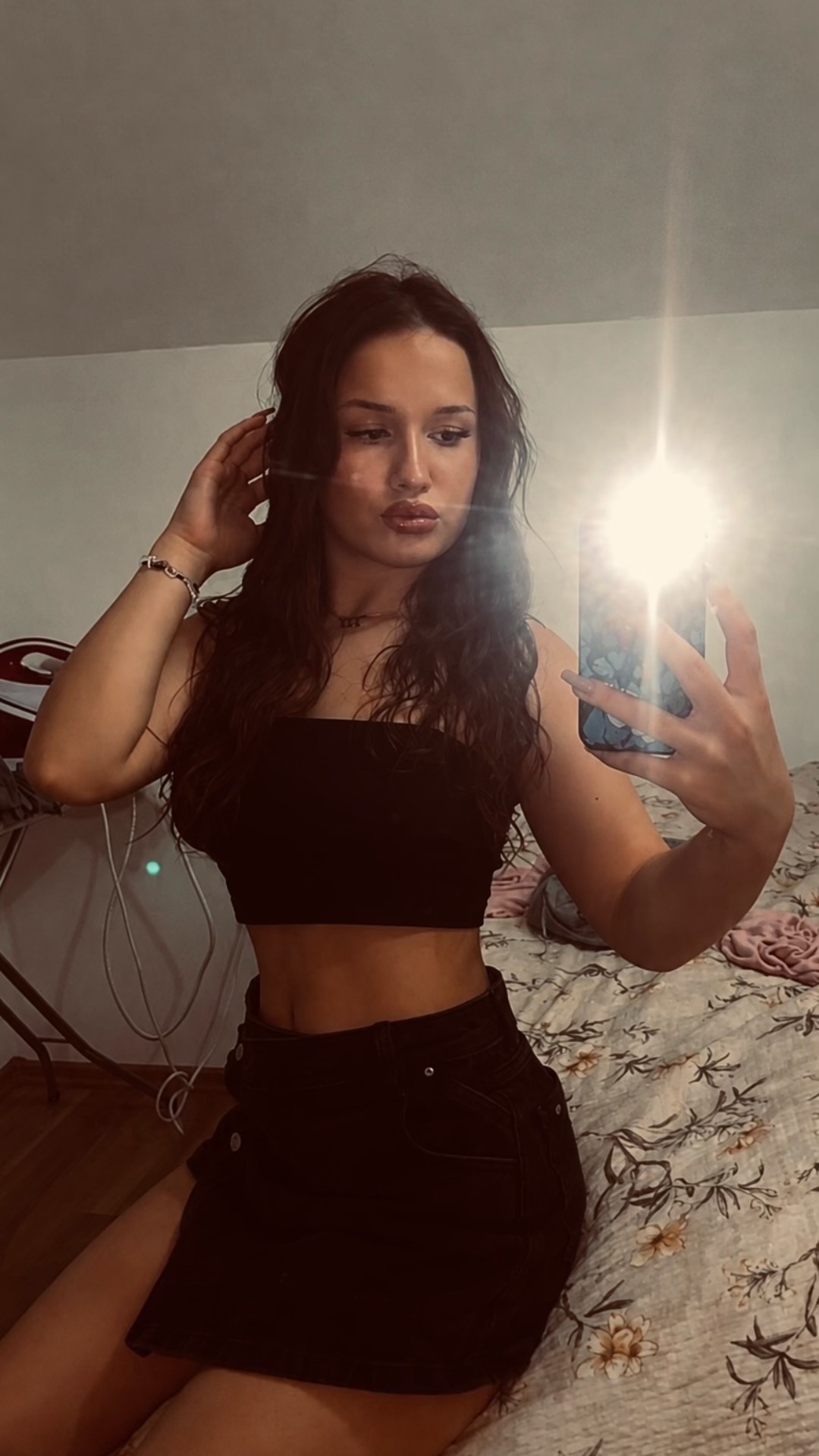 @🥥