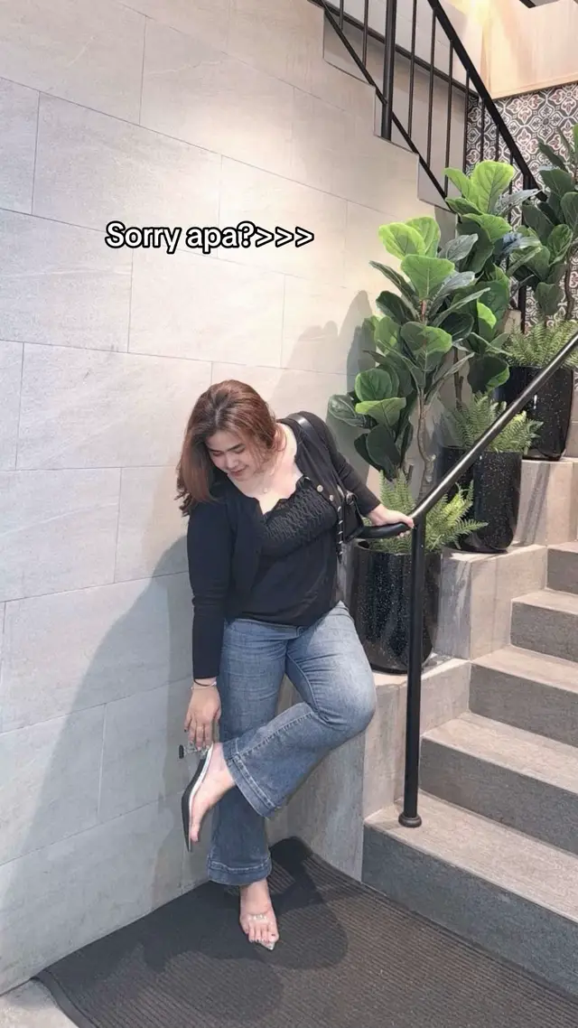 @Hanya M