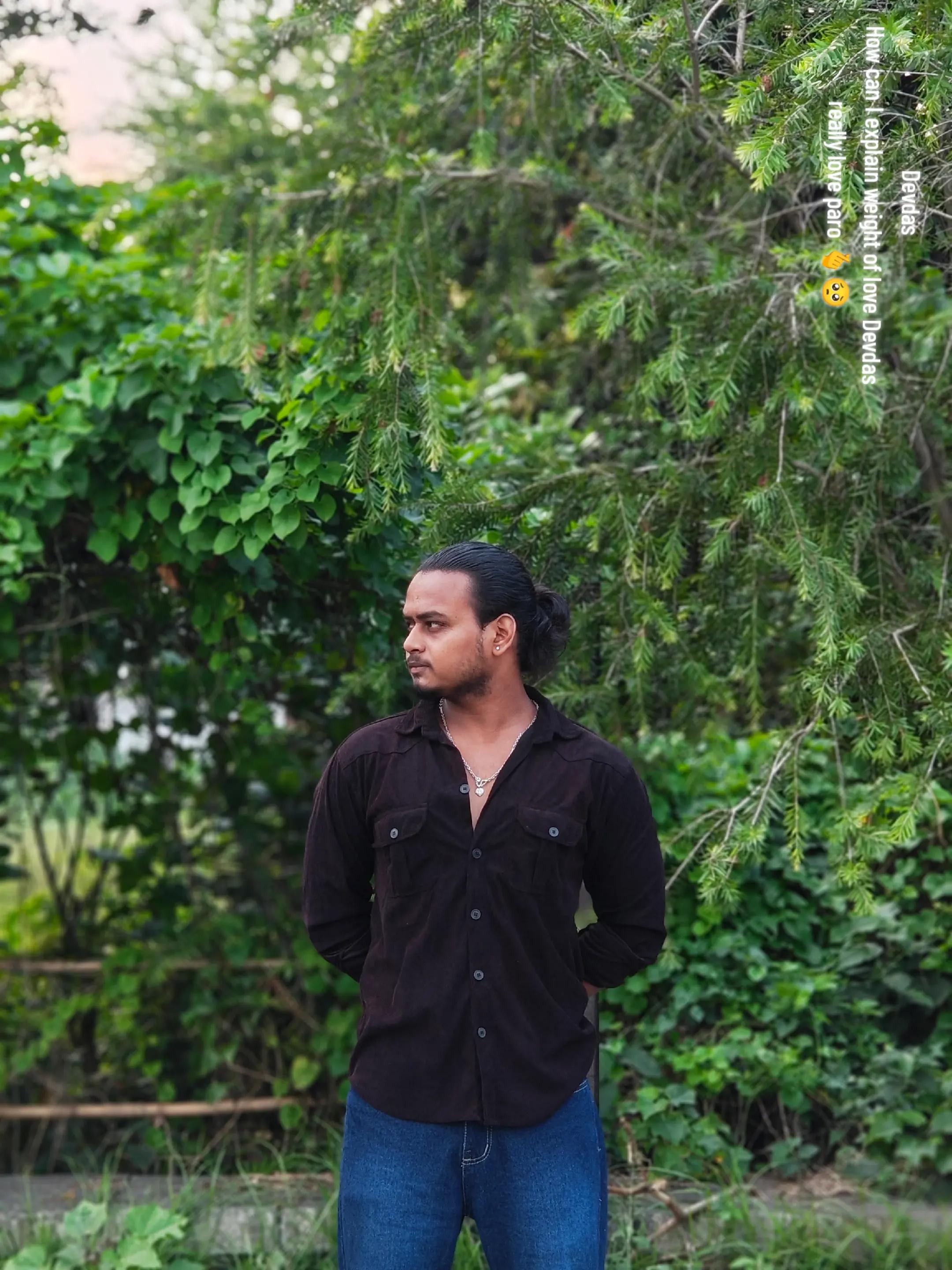 @RAJA SAHEB 👑