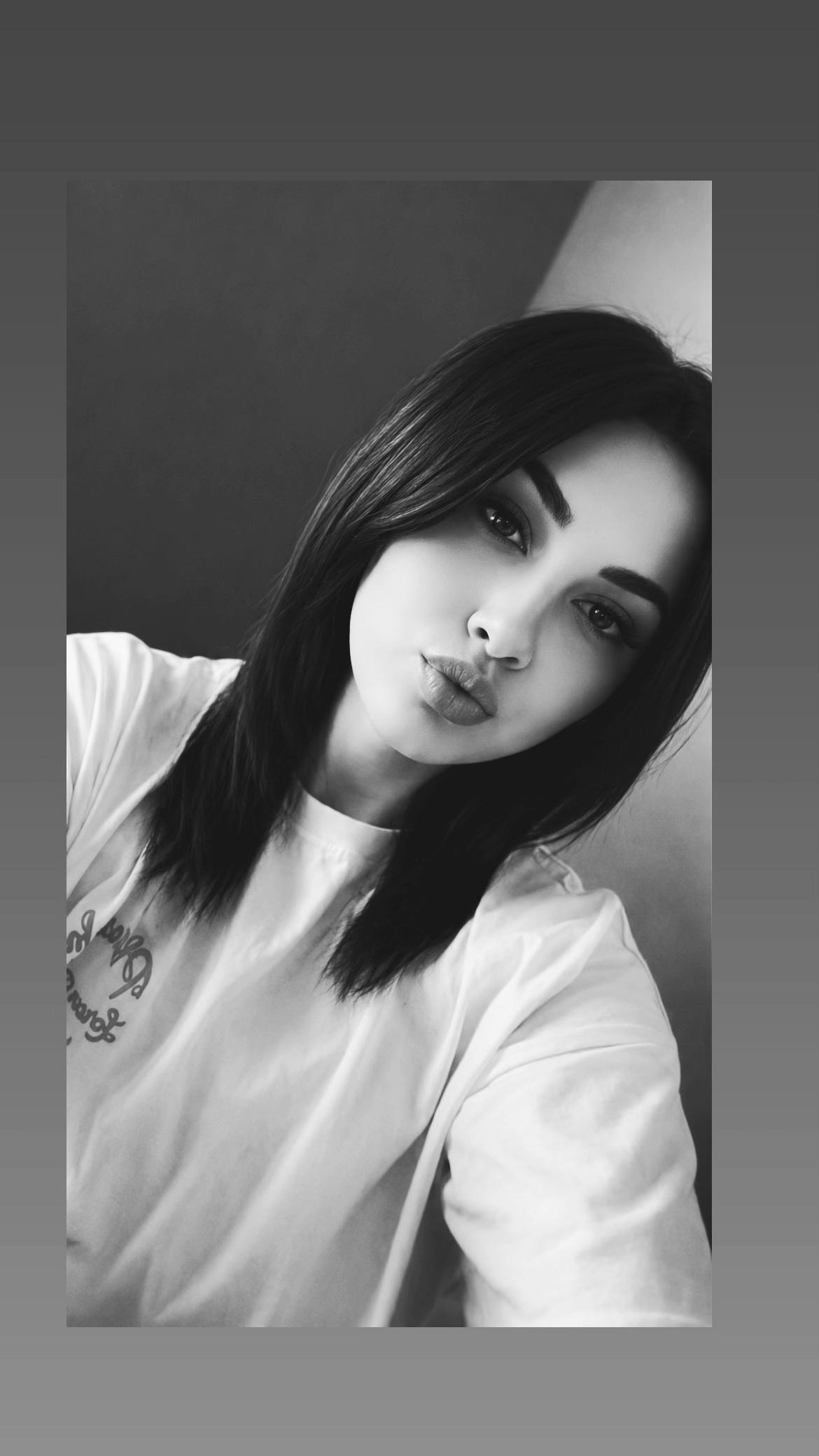 @27_brunetka_27