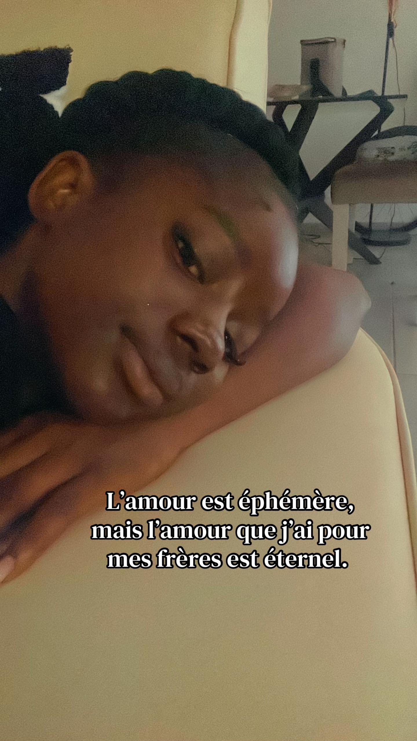 @Miss Laurence~parisse👑
