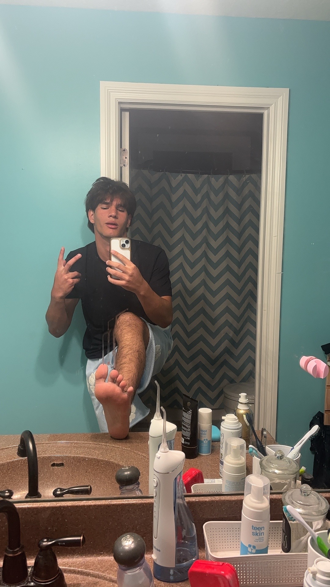 @emroo672