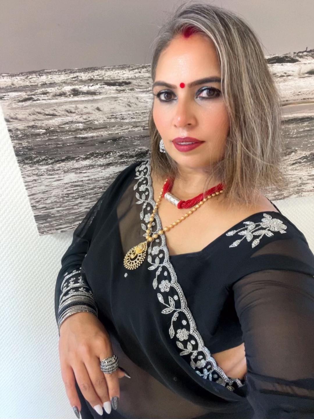 @🌞🤟:~\ॐ💫शान्ता💥निरौला🌏🌙