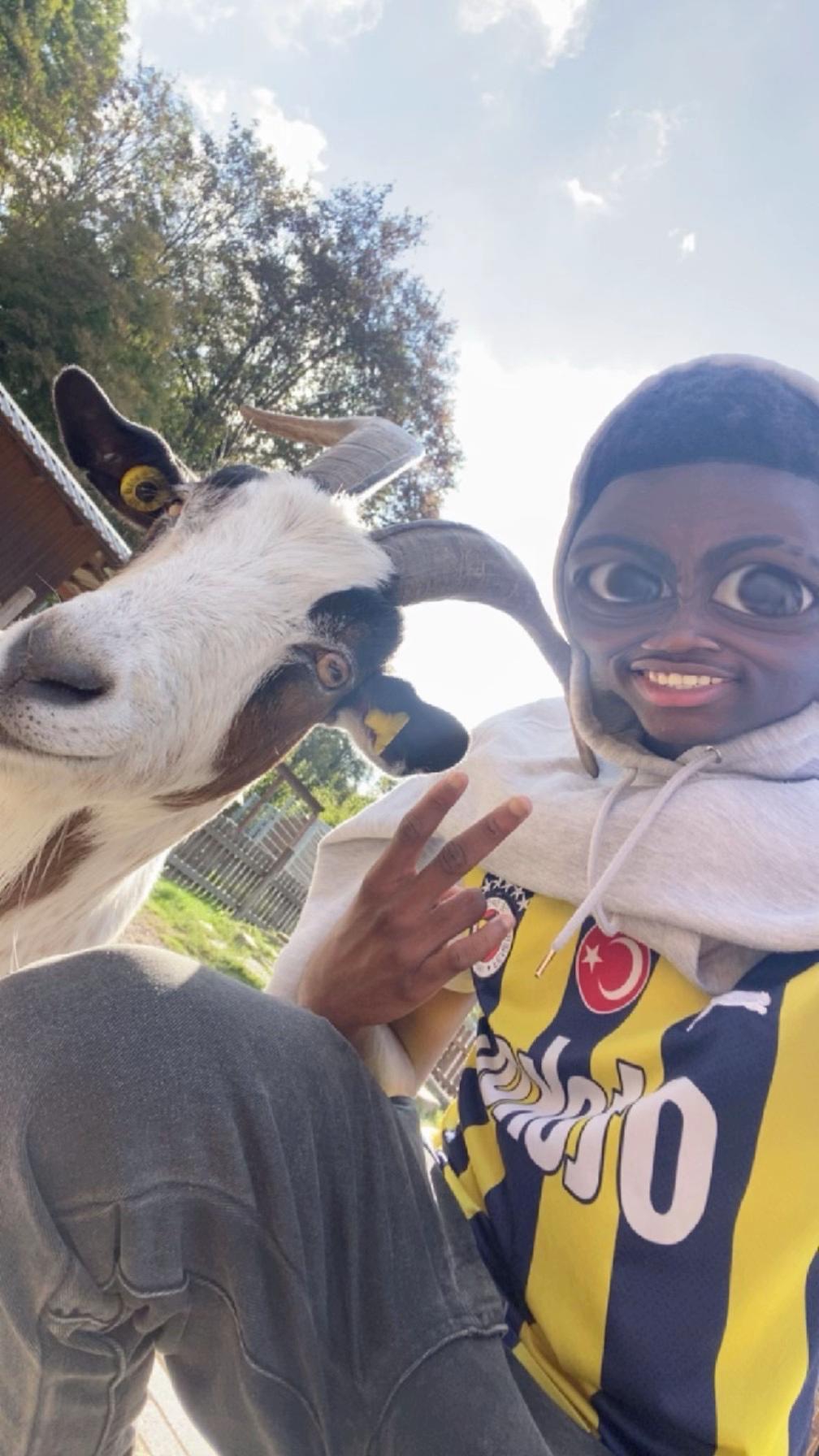 @𝑪𝑼𝑳𝑳𝑰𝑵𝑨𝑵_🇨🇩🥷🏿