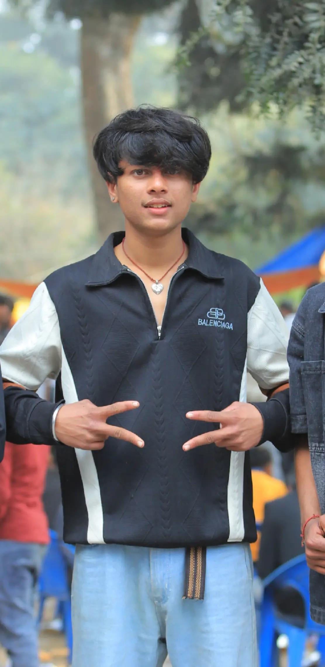 @🤗so 😘 cute 😘 boy🥰
