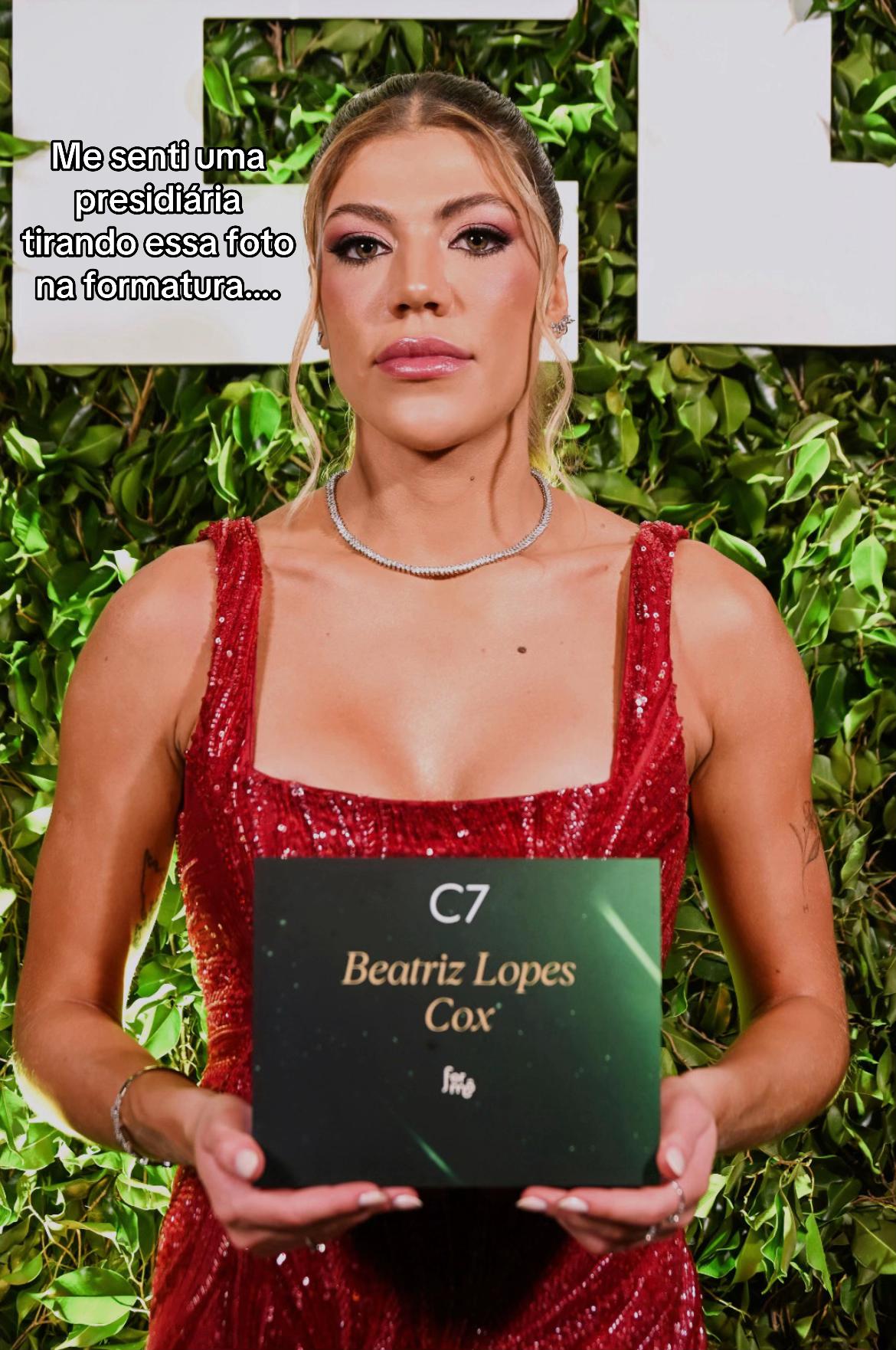 @Beatriz Cox