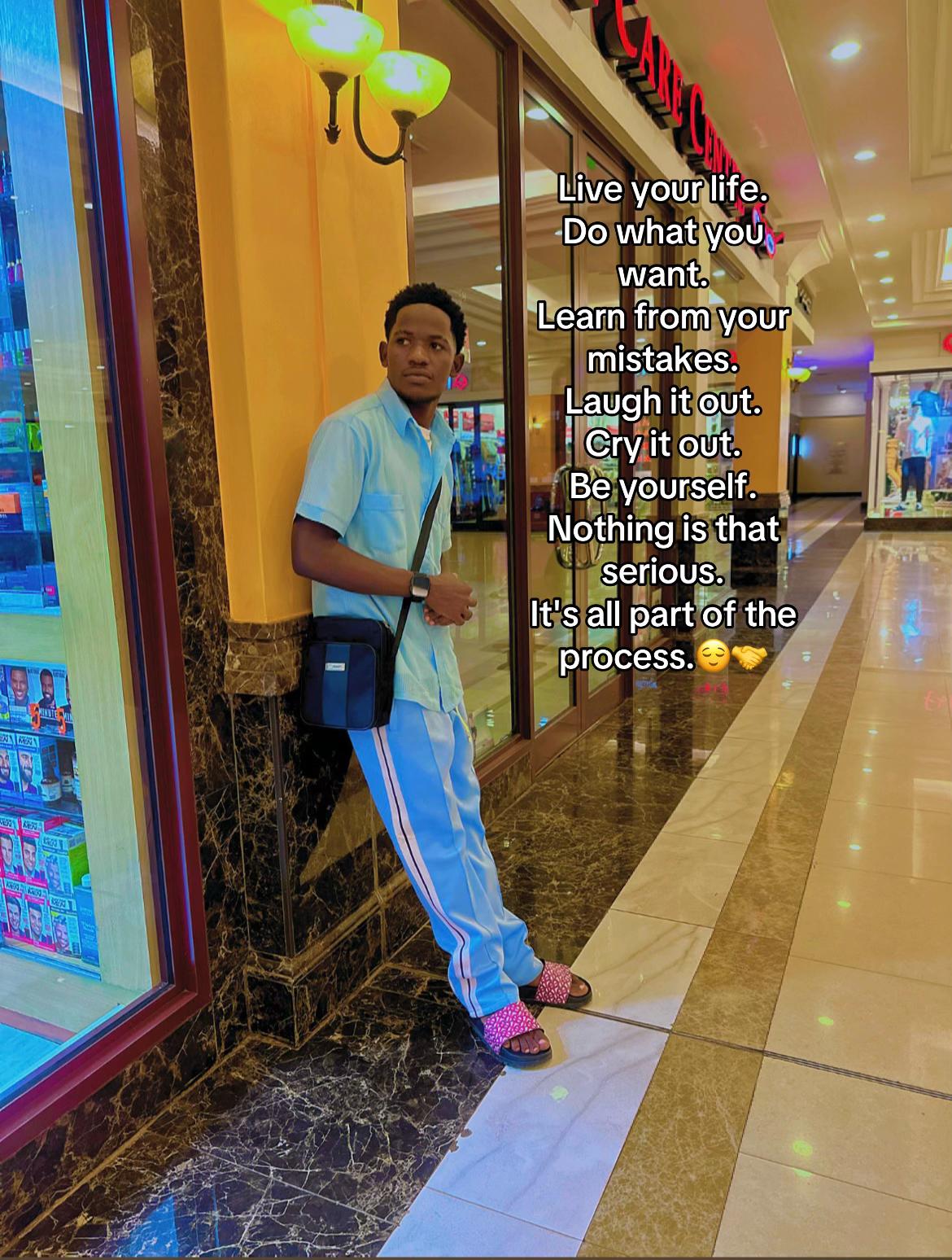 @R!CH!E REIGNs🦅🇺🇬🇷🇼🤑