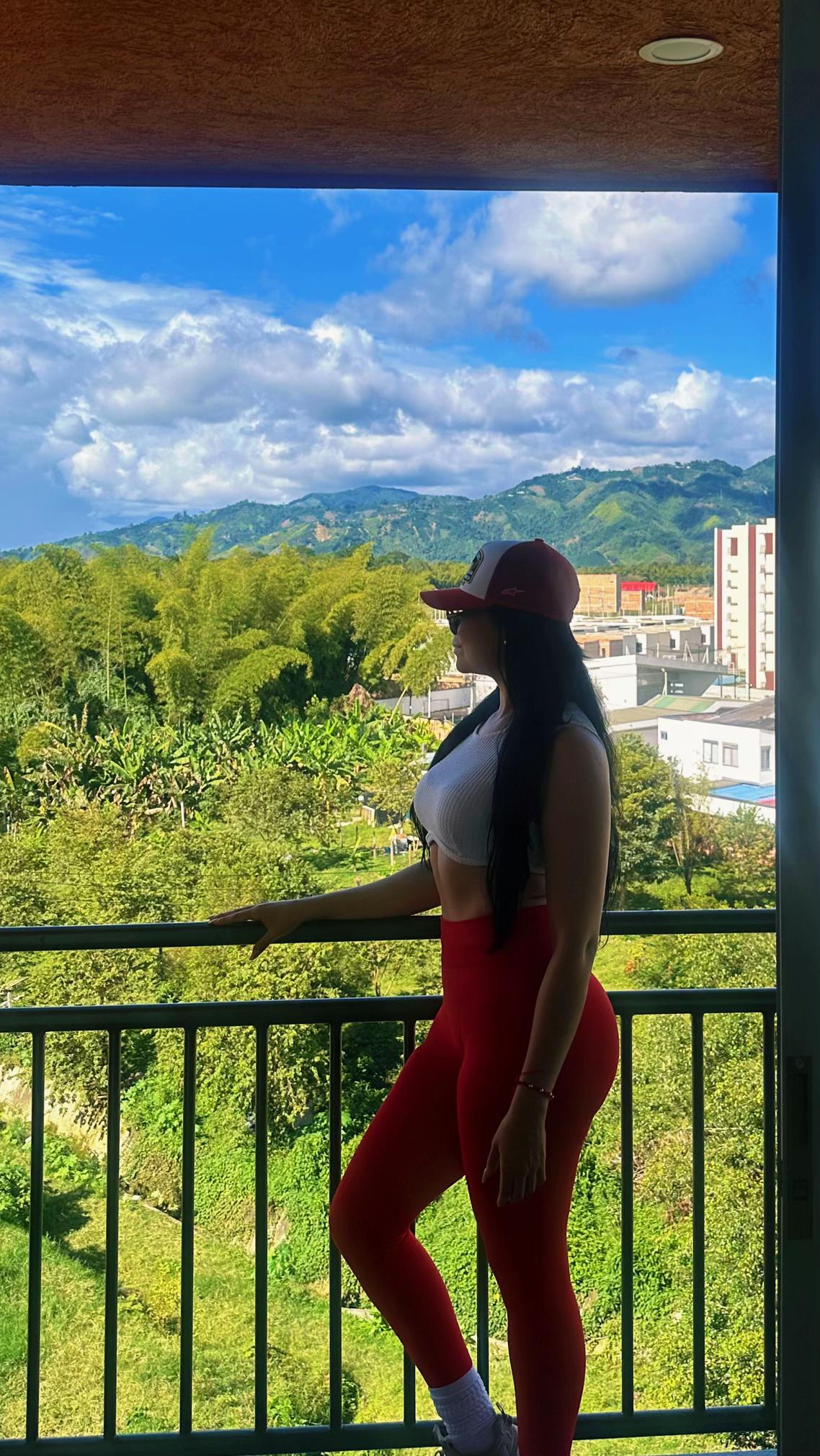 @🩷Caroline Castro 🩷