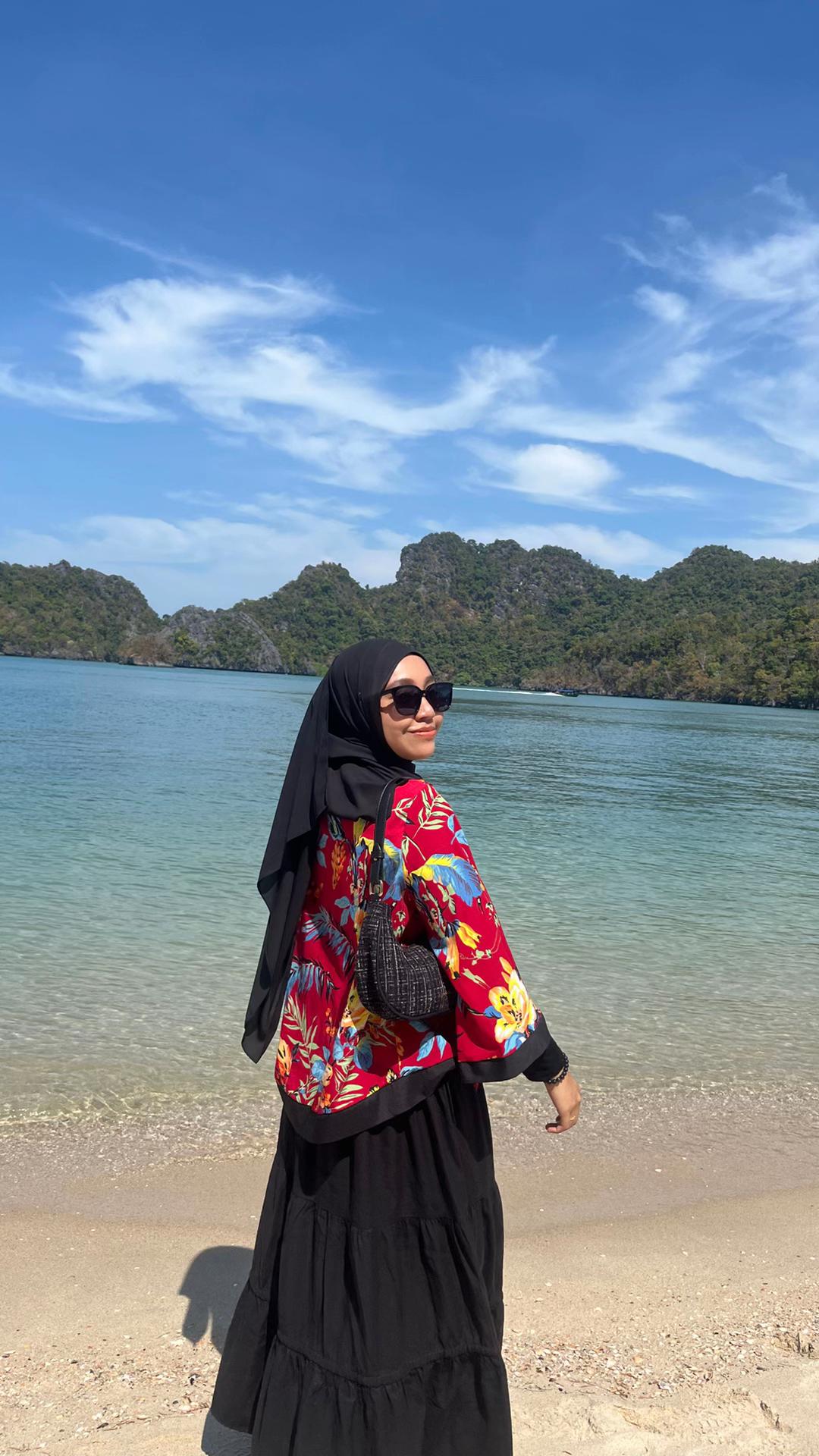 @izz 🕊️