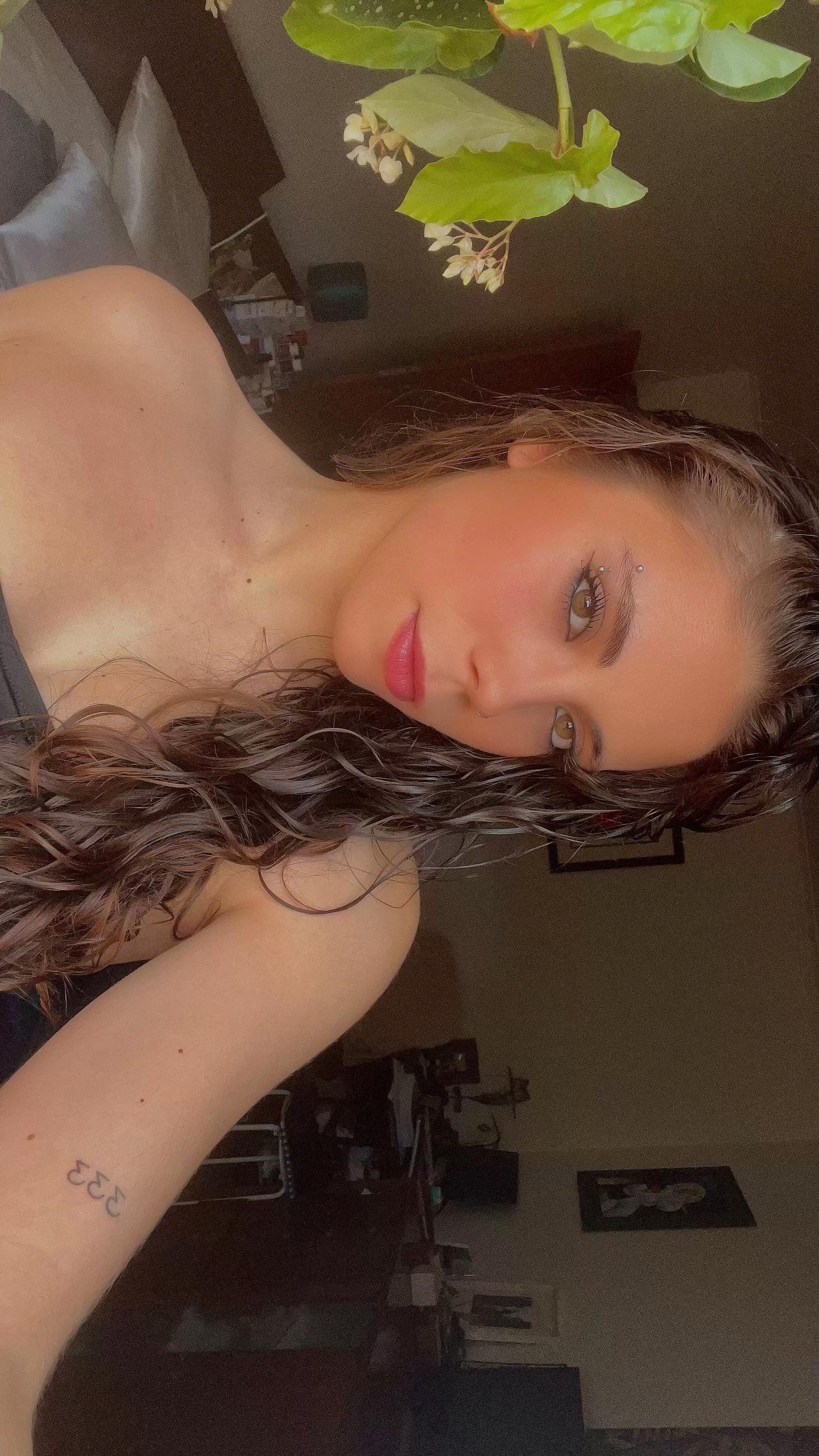 @bi💋