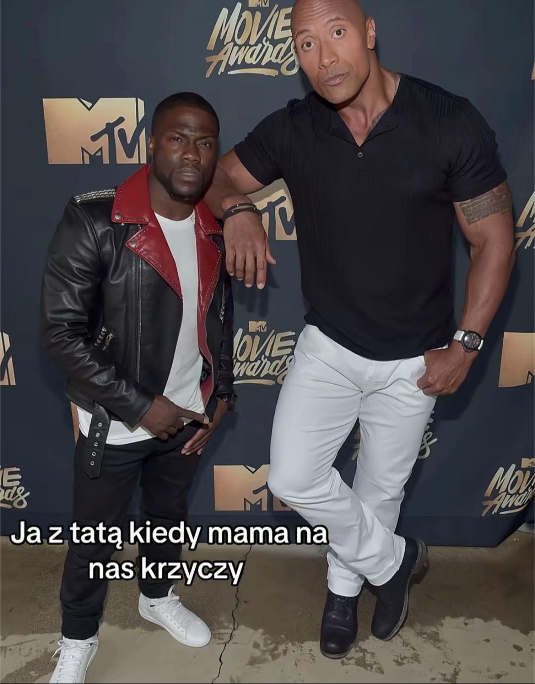 @???