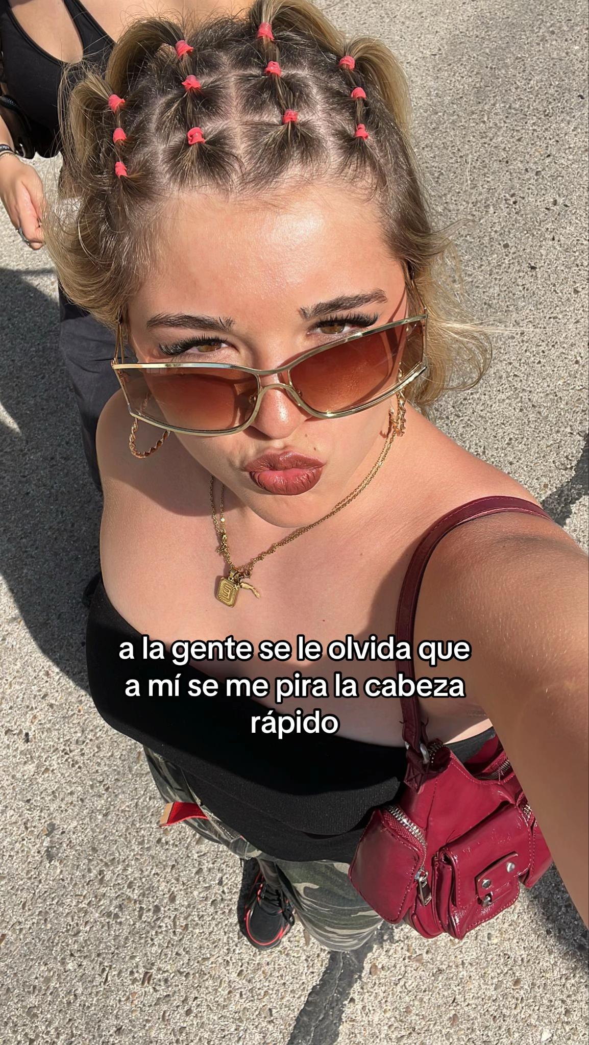 @𝐄𝐬𝐭𝐞𝐟𝐚𝐧𝐢𝐚