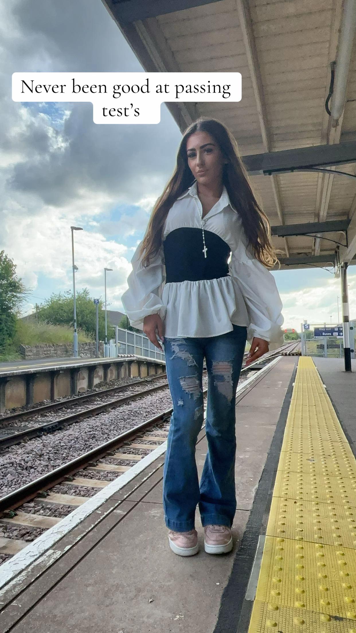 @robynhill._7