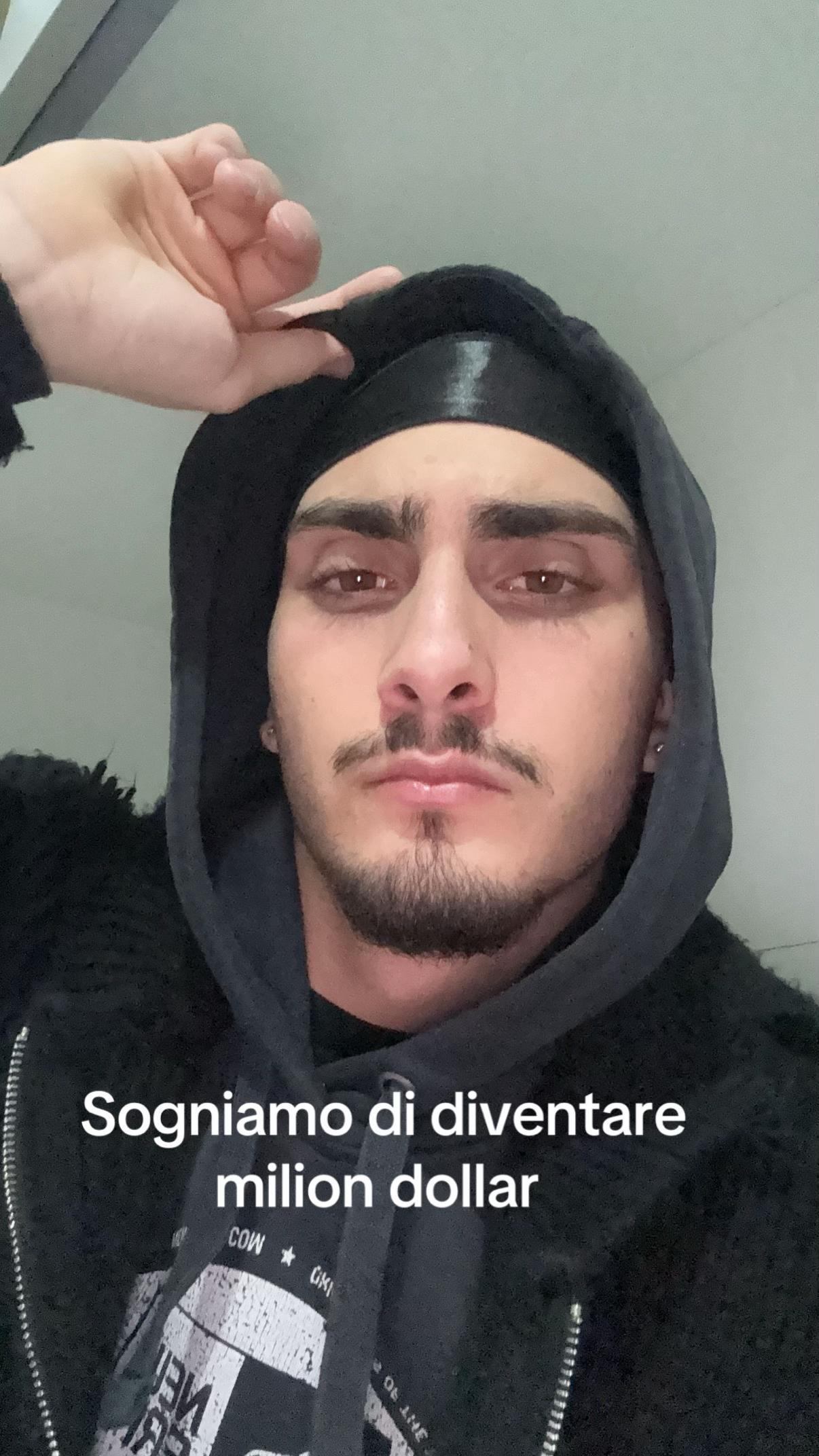 @pakomanna