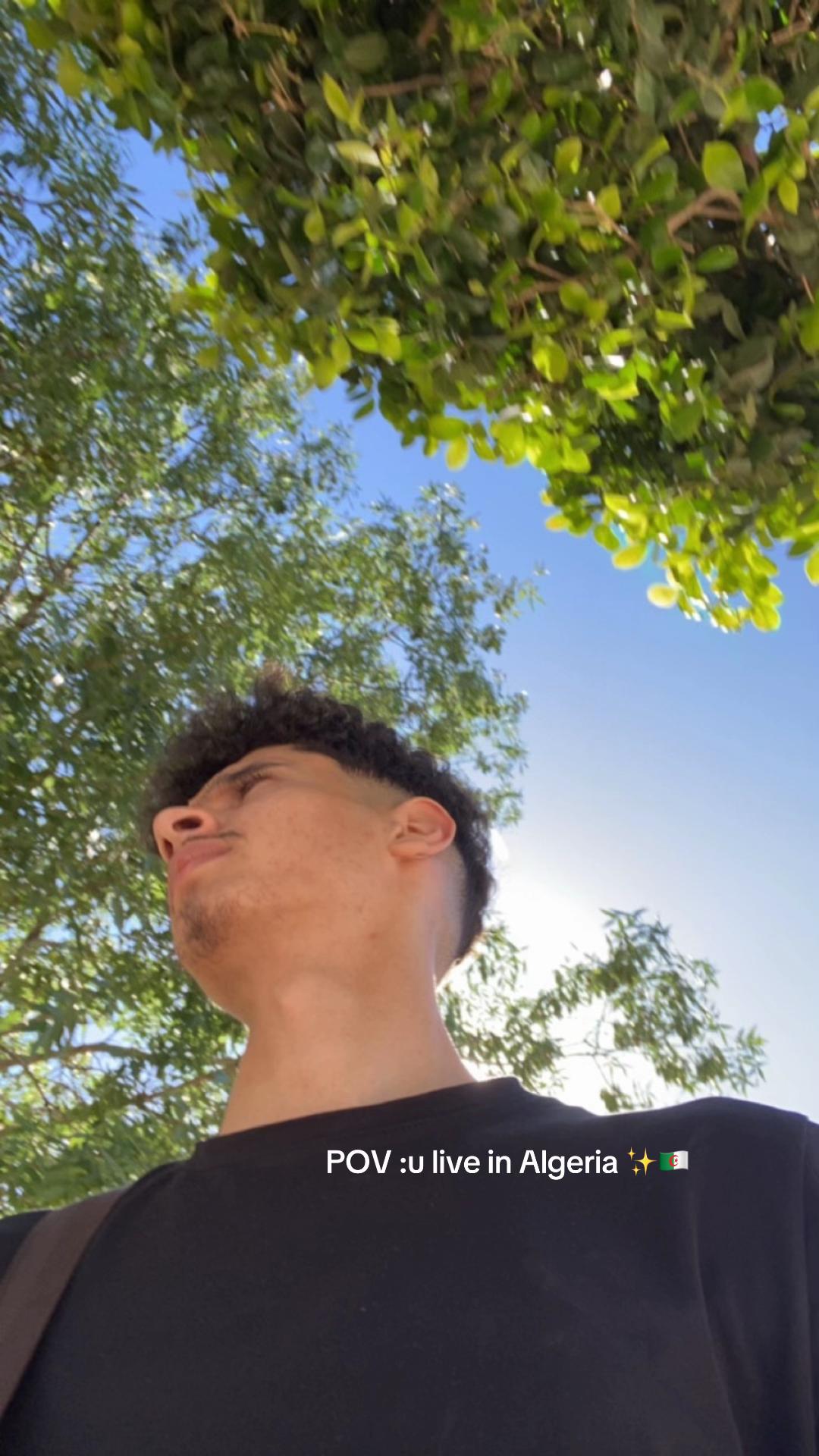 @Y.