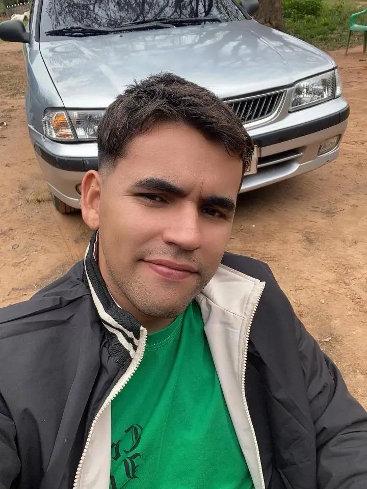 @Gustavo Coronel González