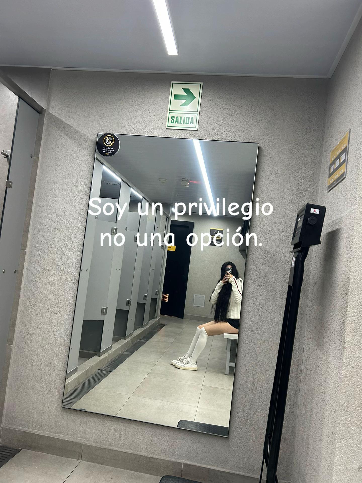 @EmyMaldini