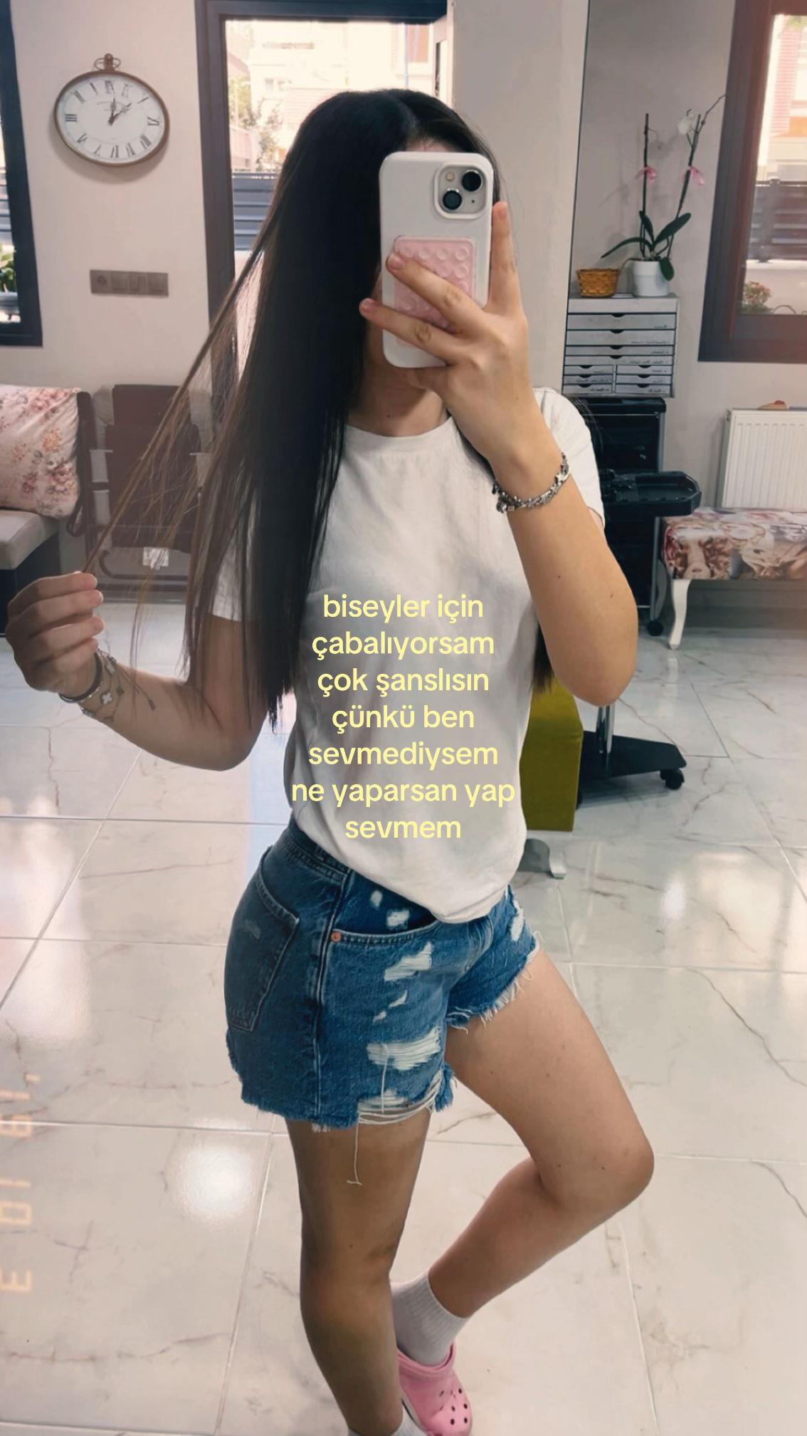 @🥂