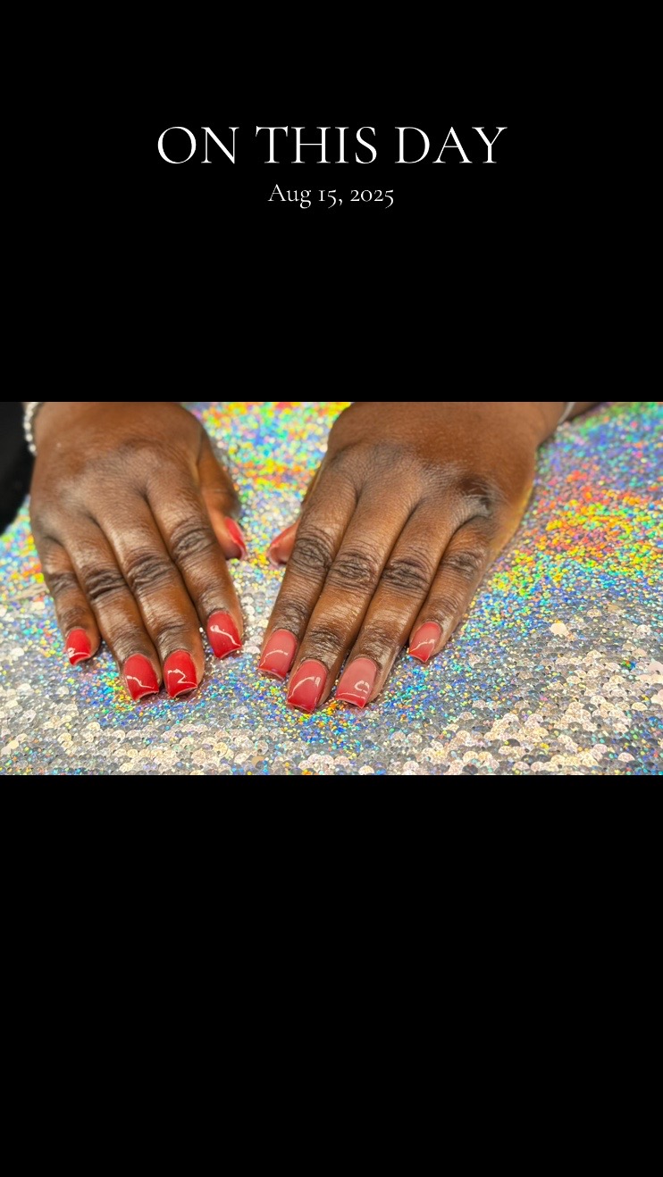 @PrettyPlushNails