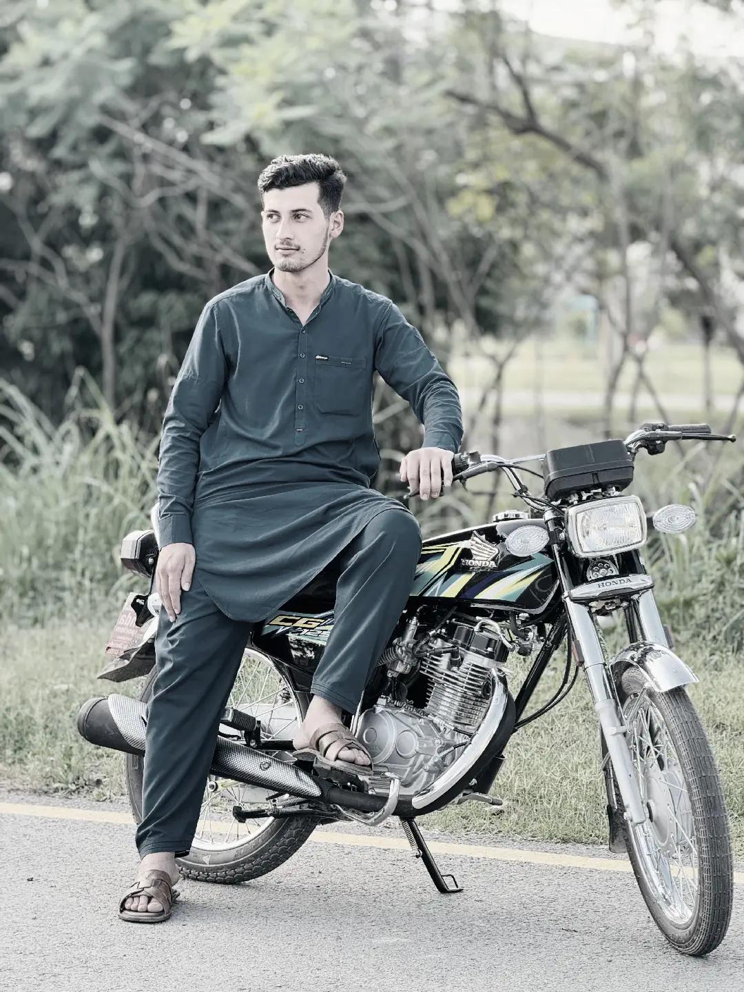 @🥷عـلی حیدر بٹــــــــ" ۔۳۳۳〽️