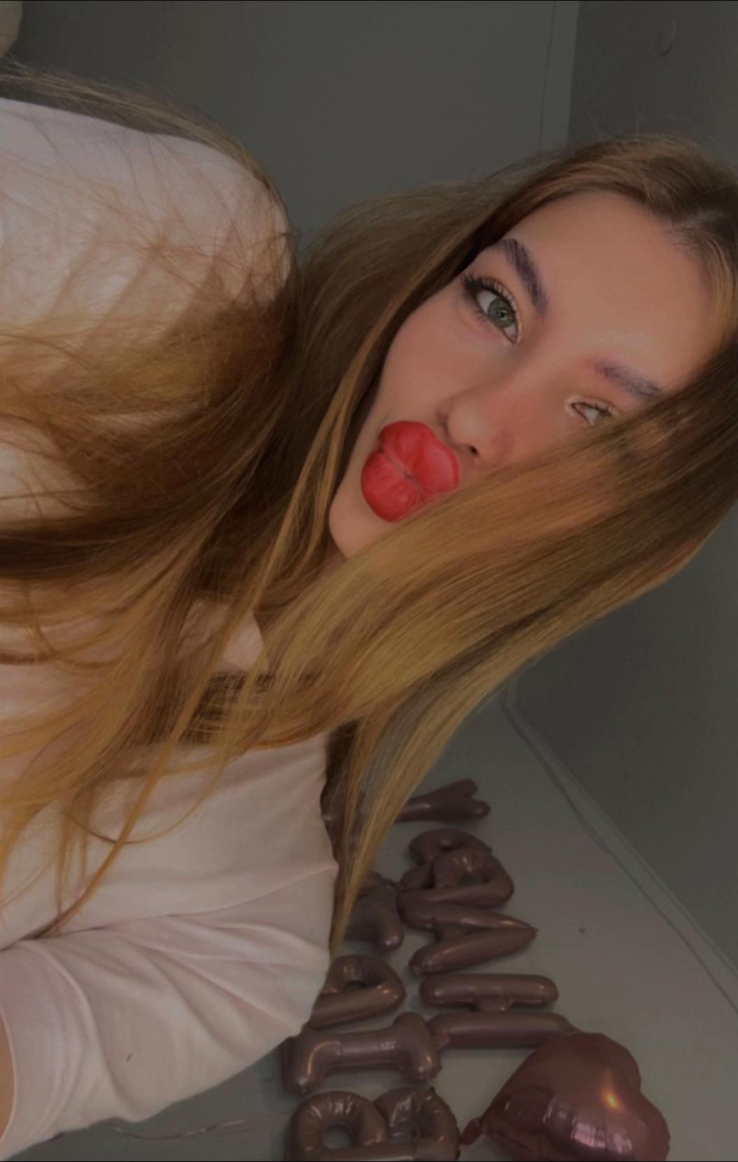@𝓢
