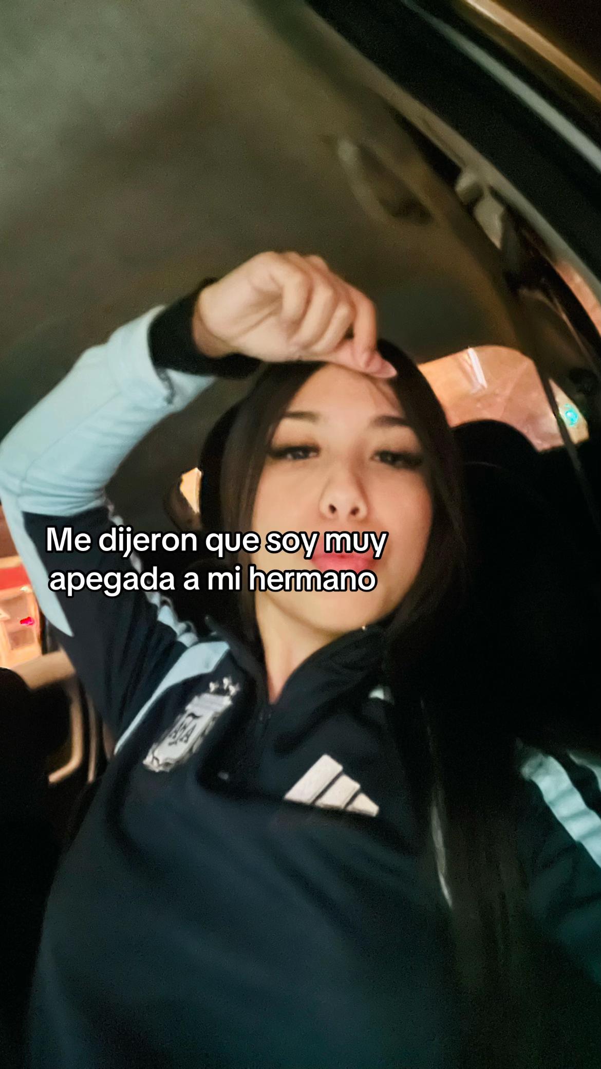@JULI CLARA