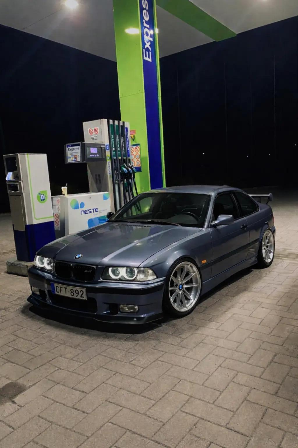 @𝓞𝓼𝓼𝓲😈