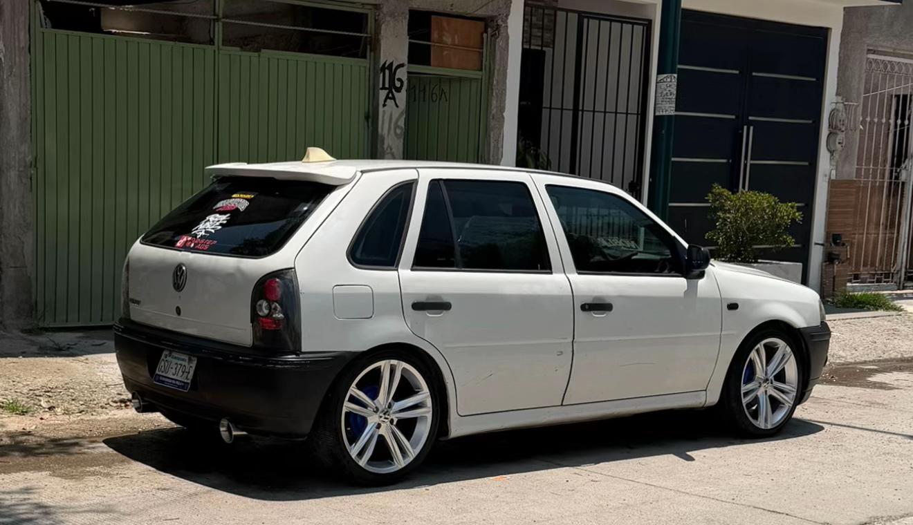 @Chuy 477🔰