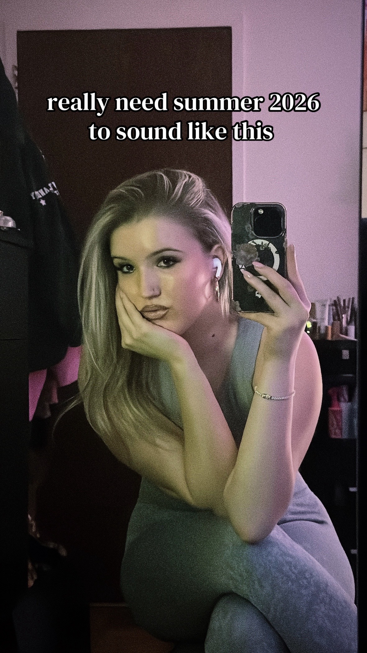 @zoezozo1111