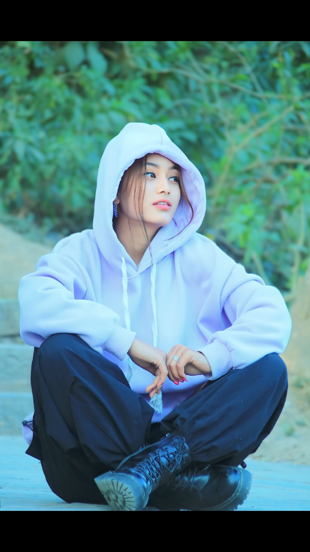 @LAURENIMAYA🇳🇵🇳🇵