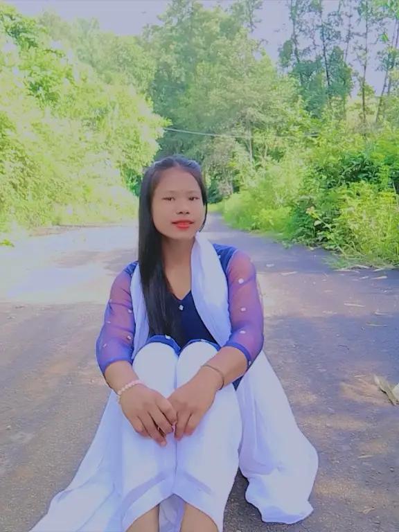 @अनिता लामा