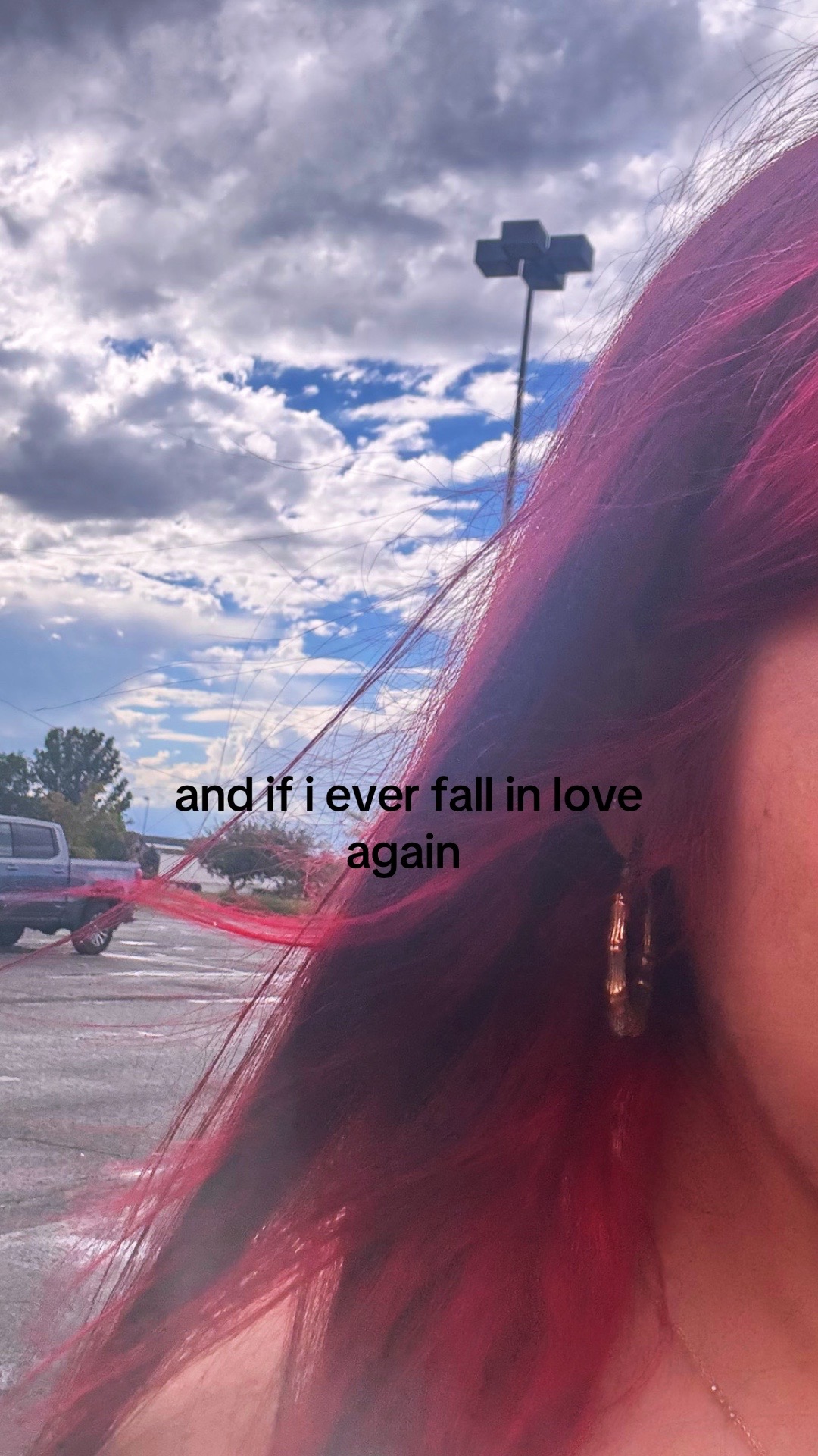 @ᥫ᭡.