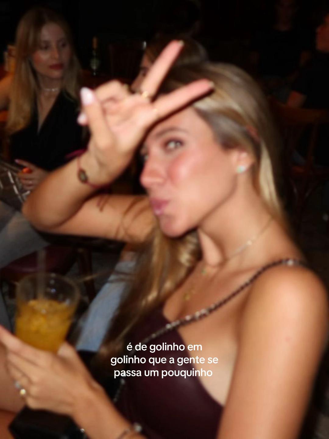 @analucasillo_